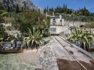 Ein verborgenes Kapitel der Limonaia – Die überraschende Spurensuche nach einem geheimnisvollen Auto